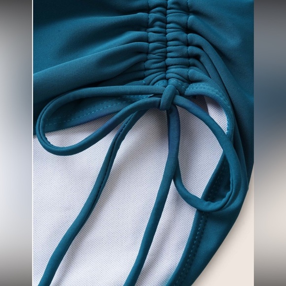 BloomChic Plain Ruched Crossover Drawstring One Piece Swimsuit - Picture 4 of 6